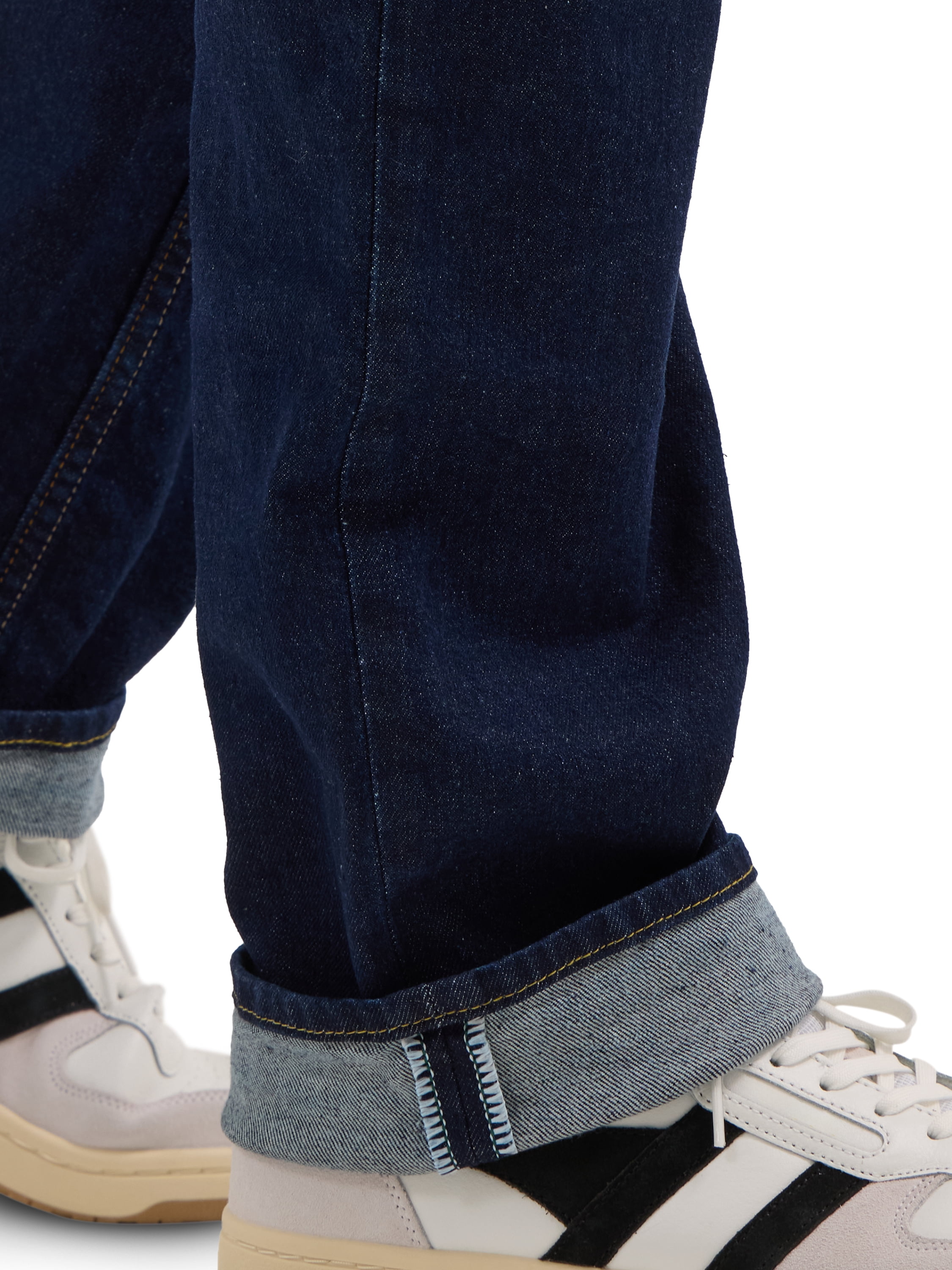 Wrangler® Men's Accelerating Circularity Straight Fit Jean