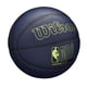 thumbnail image 2 of Baloncesto WILSON NBA Forge Plus para interiores y exteriores, color azul marino, 2 of 6