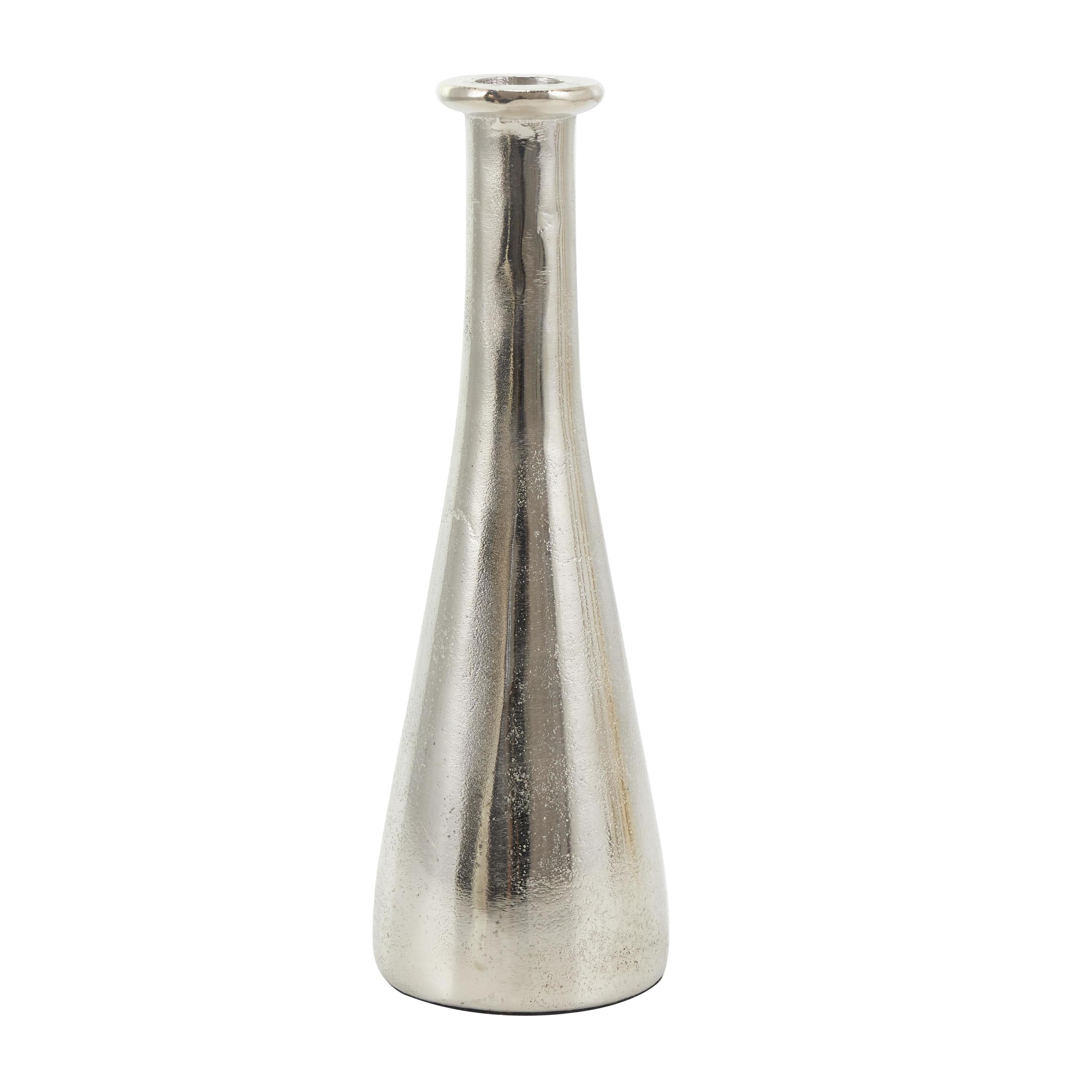 DecMode 2 Candle Silver Aluminum Metal Candle Holder with Varying Shapes, Set of 2
