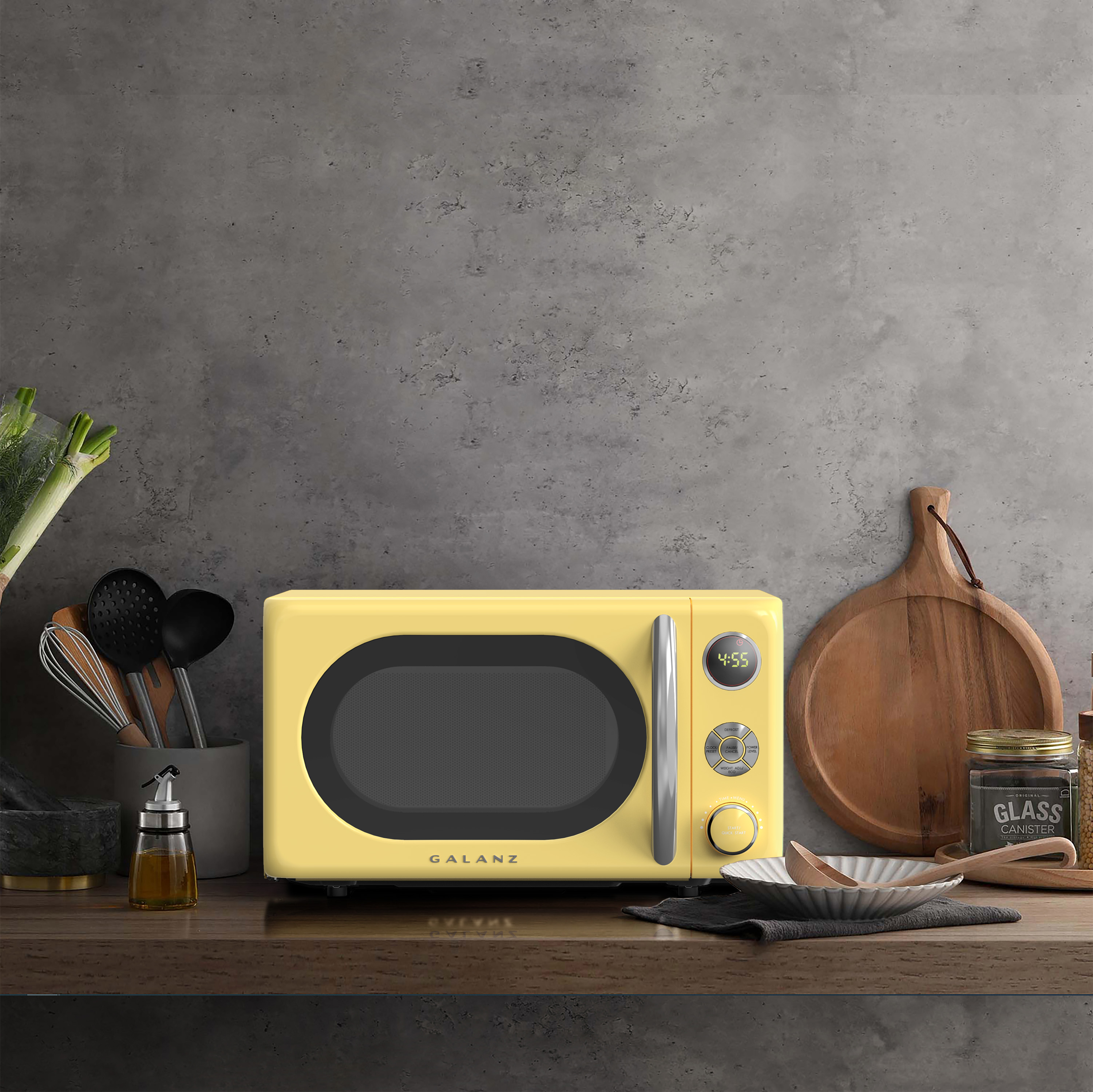 Galanz 0.7 Cu Ft Retro Countertop Microwave Oven – 700 Watts, Blue, 6 Programs, New