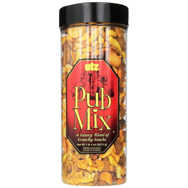 pub mix, 42 oz. barrel, savory snack mix with a blend of crunchy flavors for a tasty party snack, resealable container, trans-fat free and kosher certified — frontal clear 42 oz barrel filled with mixed botanas (pretzel sticks, bagel and sesame chips, cheese pieces), red 'Pub Mix' label and black screw cap, ideal para fiestas y mesas de botanas.