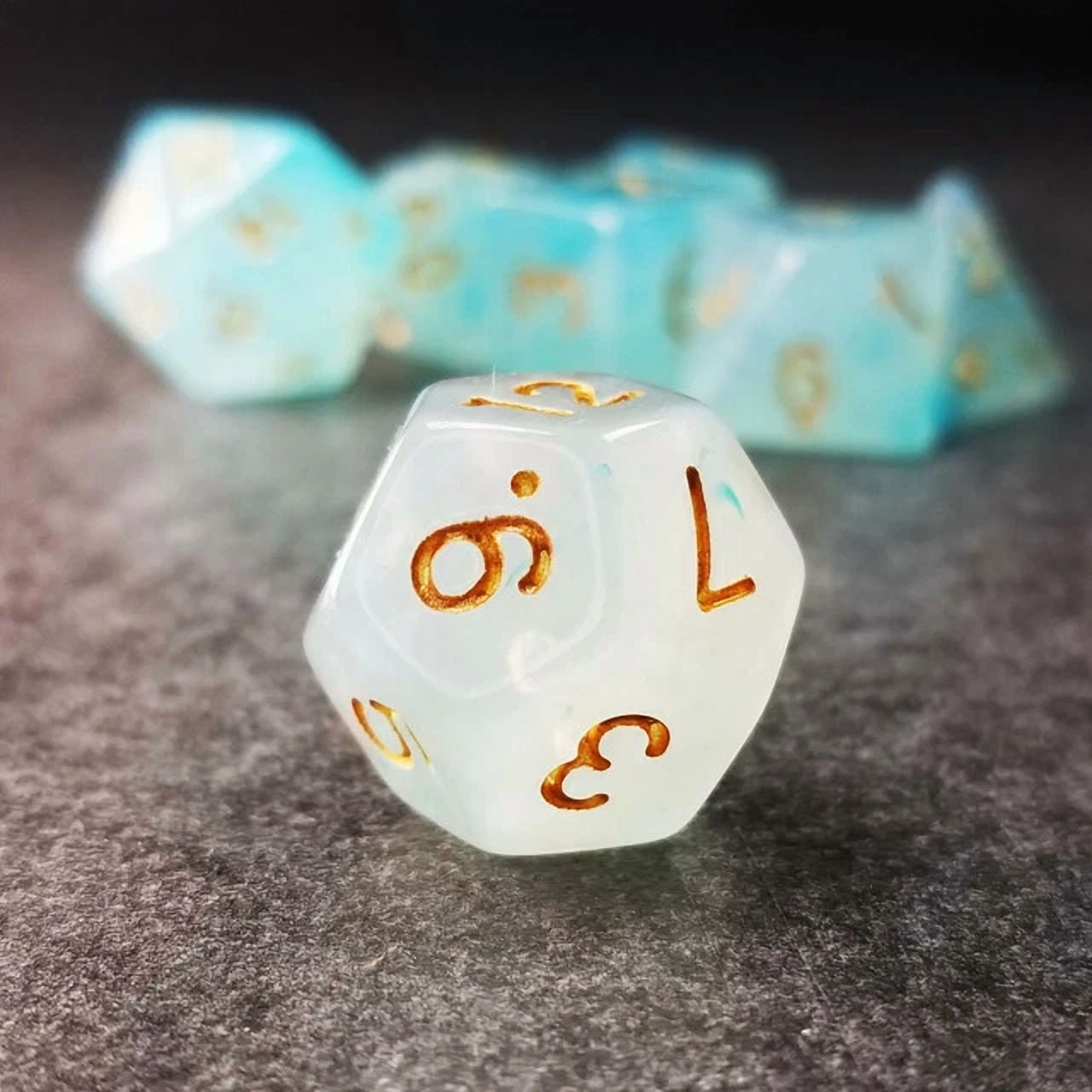 KNACK- Sage'S Capsules - Frosted Blue Semi-Transparent Acrylic Polyhedral Dice Set Dnd