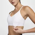 thumbnail image 4 of Bra Deportivo Sujeción Baja Mujer Nike Indy Blanco, 4 of 7