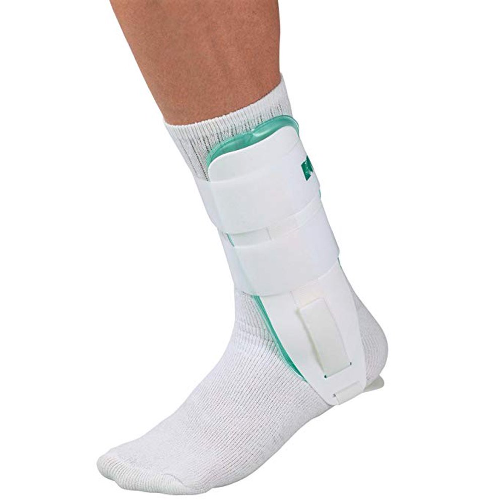 Mueller Gel Ankle Brace, Cold Therapy, White, One Size Fits Most (Fits