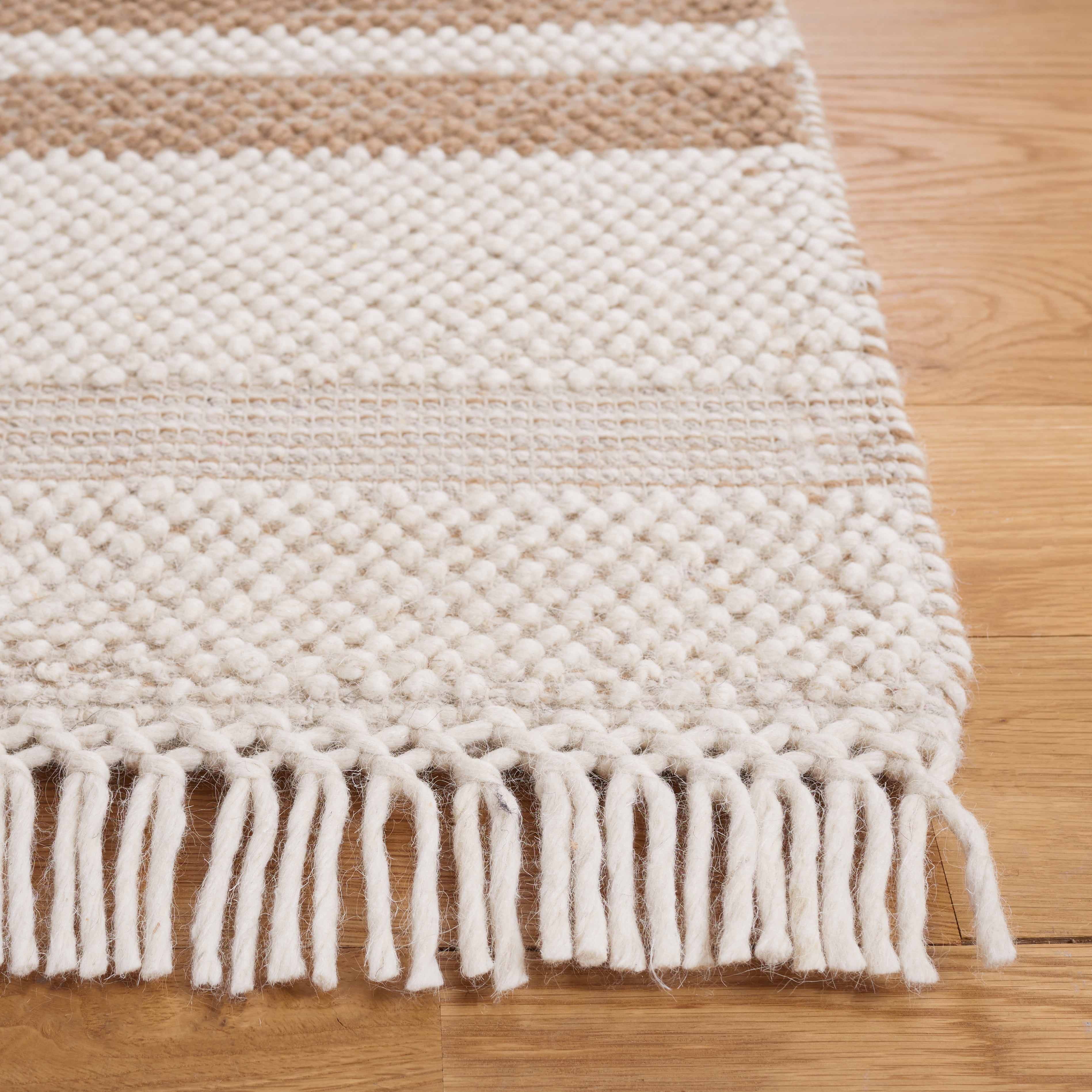SAFAVIEH Natura Qendro Striped Area Rug, Ivory/Light Brown, 6' x 6' Square