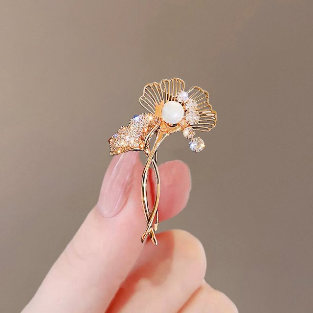Broche de mariposa esmeralda, alfileres con sentido, borla exquisita, libélula, ramillete de metal, accesorios personalizados