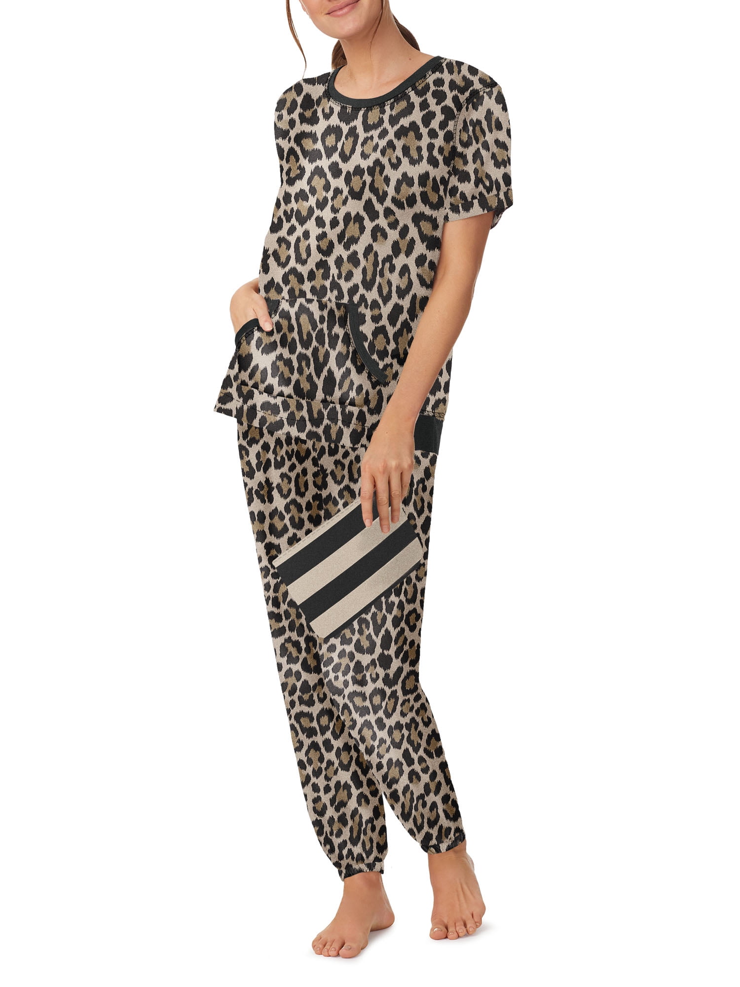 Secret Treasures Women's and Women's Plus Short Sleeve Top and Joggers with Makeup Bag, 3-Piece Knit PJ Set