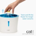 thumbnail image 4 of Fuente de agua Catit LED Flower para gatos, 3 litros, con filtro de triple acción, 4 of 9