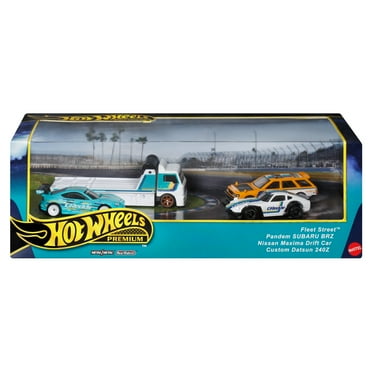 Hot Wheels Premium Collector Display Sets, 3 Cars & 1 Transporter