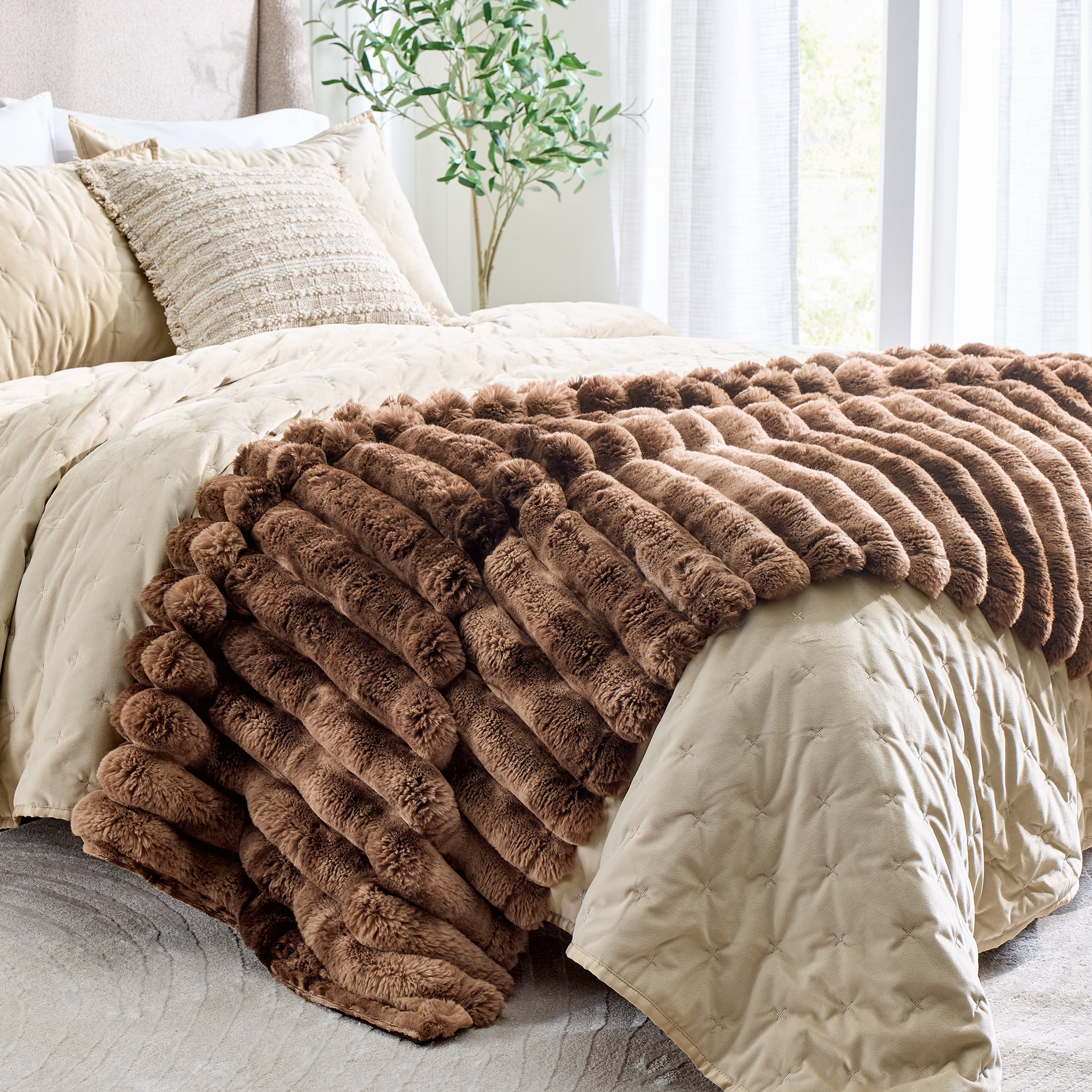 Better Homes & Gardens Brown Marbled Exaggerated Channel Faux Fur Oversized Throw, 50 in x 72 in