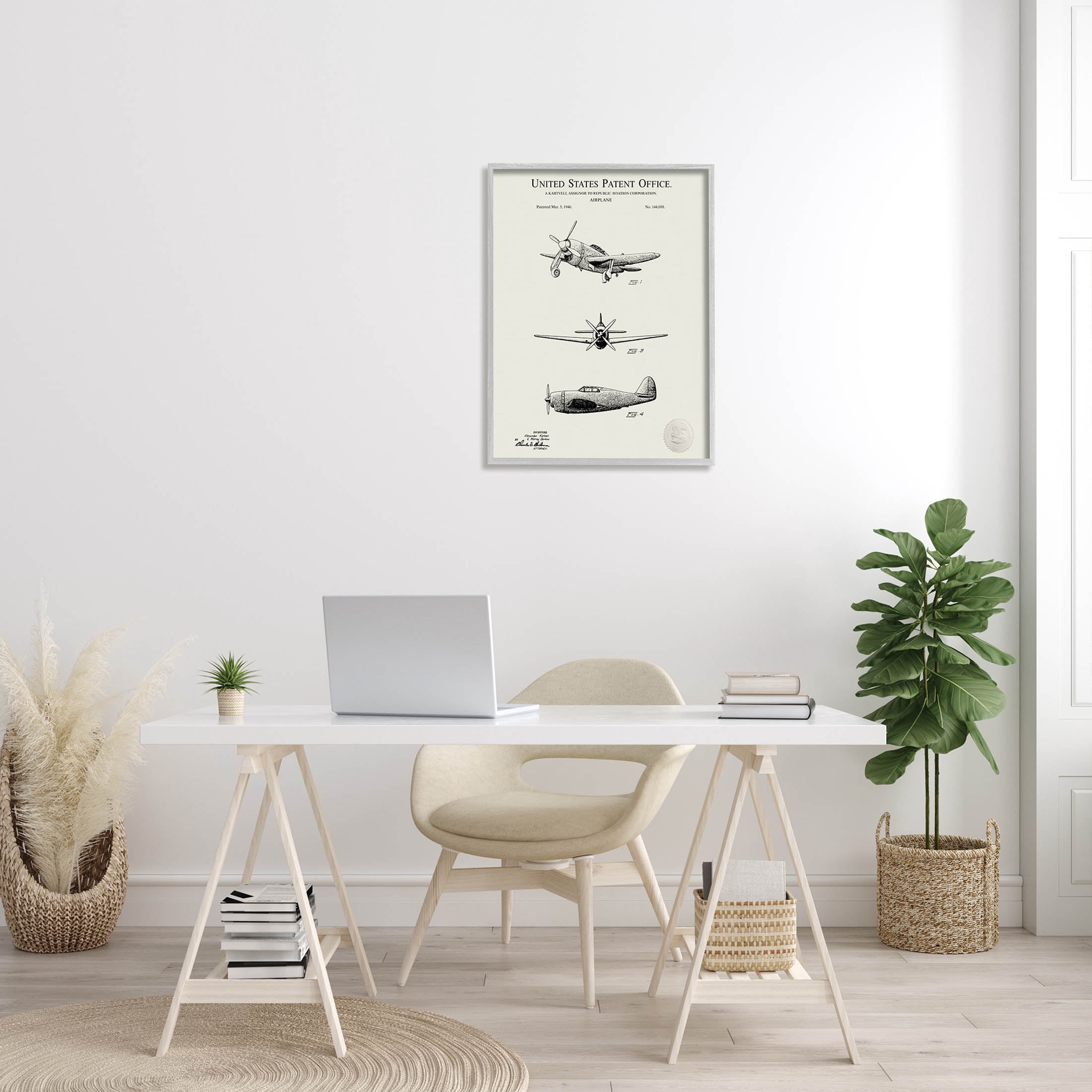 Stupell Industries US Patent Airplane Diagram Graphic Art Gray Framed Art Print Wall Art, Design by Karl Hronek