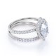 thumbnail image 2 of JeenMata Anillo de Bodas Vintage con Pavé de Diamantes Reales de Corte Ovalado y Halo Engastado en Oro Blanco de 10 K, 2 of 6