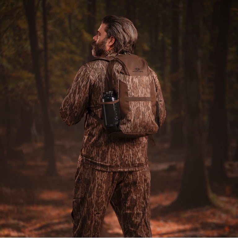 Mossy Oak 20L Hunting Backpack, New Bottomland Camo photo 2