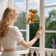 thumbnail image 5 of Adorno colgante de vaca para ventana | Decoración de animales de granja estilo vidriera | Detalles de mariposas y flores, 5 of 7