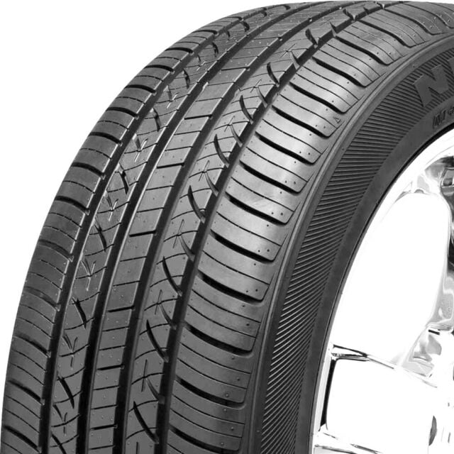 205/60R16 92H Nexen CP671 Radial Tire 