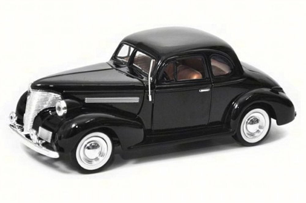 1939 Chevy Coupe Die-cast Car 1:24 Motormax 8 inch Wine 