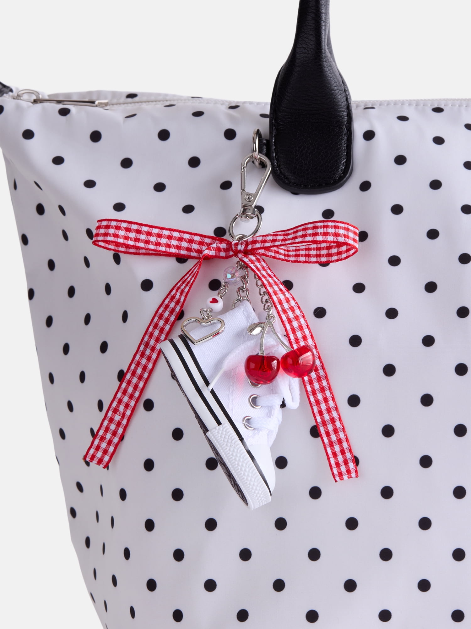 No Boundaries Women’s Sneaker Bag Charms, White