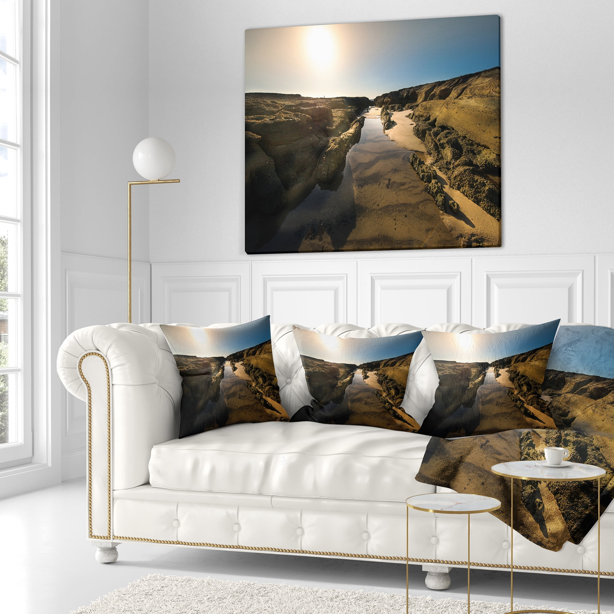 Designart Beautiful Landscape at Norah Head - Landscape Printed Throw Pillow - 18x18