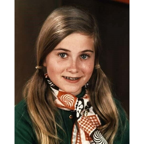 The Brady Bunch 8x10 inch photo young Maureen McCormick as Marcia with braces