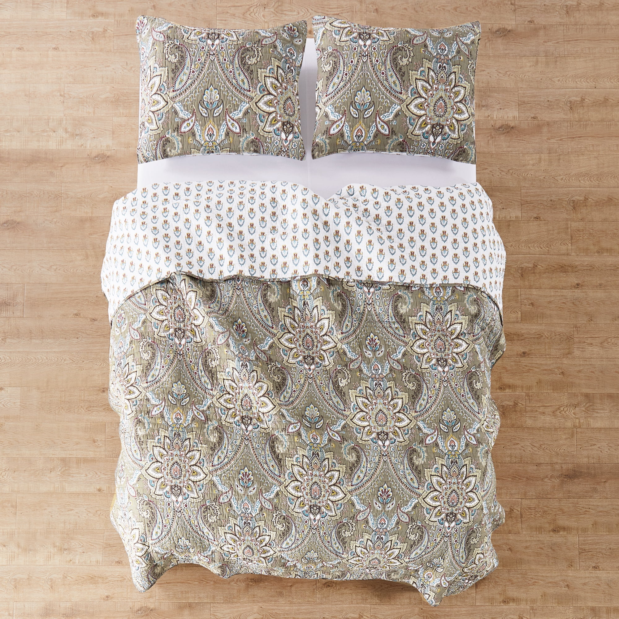 Levtex Home - Kassandra Quilt Set - Full/Queen Quilt (88x92in.)
