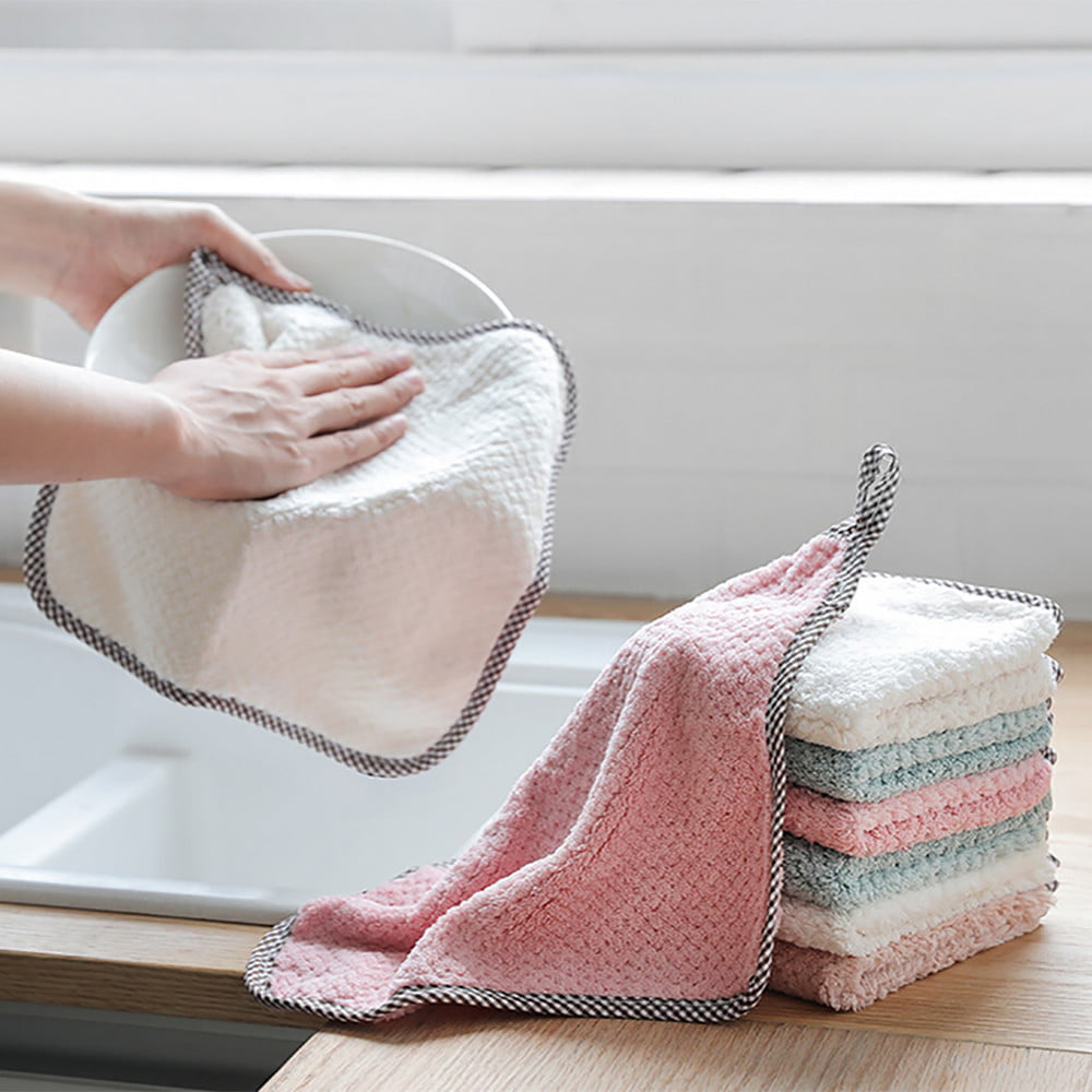 1PCS Cute Hanging towel Coral Velvet Towel Hanging Kitchen Hand Clean Towels