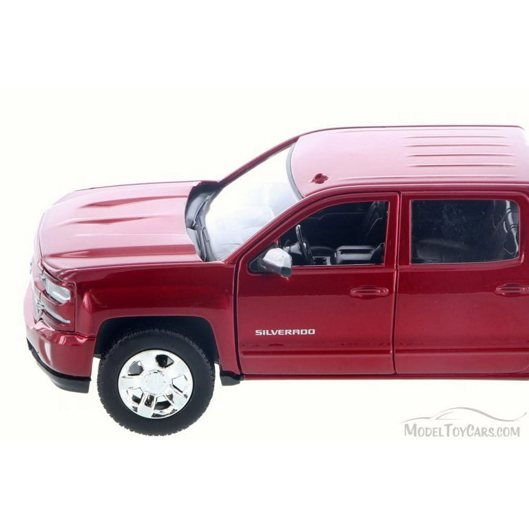 ミニカー CHEVROLET SILVERADO / INDIAN SCOUT ミニカー CHEVROLET SILVERADO / INDIAN SCOUT 2020 Chevy