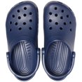 thumbnail image 4 of Zuecos Crocs Classic, azul marino, unisex, talla 13 para hombre/15 para mujer, 4 of 7
