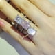 thumbnail image 2 of Anillo de diseño de lujo de nicho de alta gama con corte de flor de hielo europeo y americano para mujeres, 2 of 6