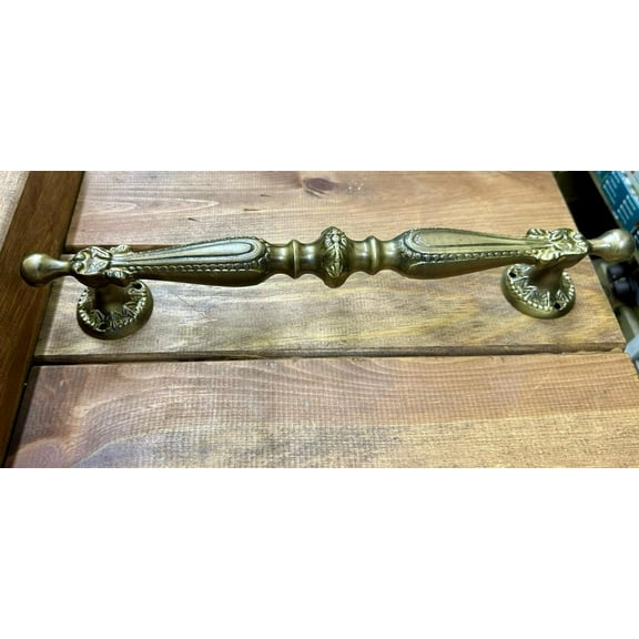 antique metal furniture handle, rustic drawer and cabinet handle, vintage design cabinet handle, Antique Metal Pull Handles for Drawers and Cabinets - Mounting Screws Included