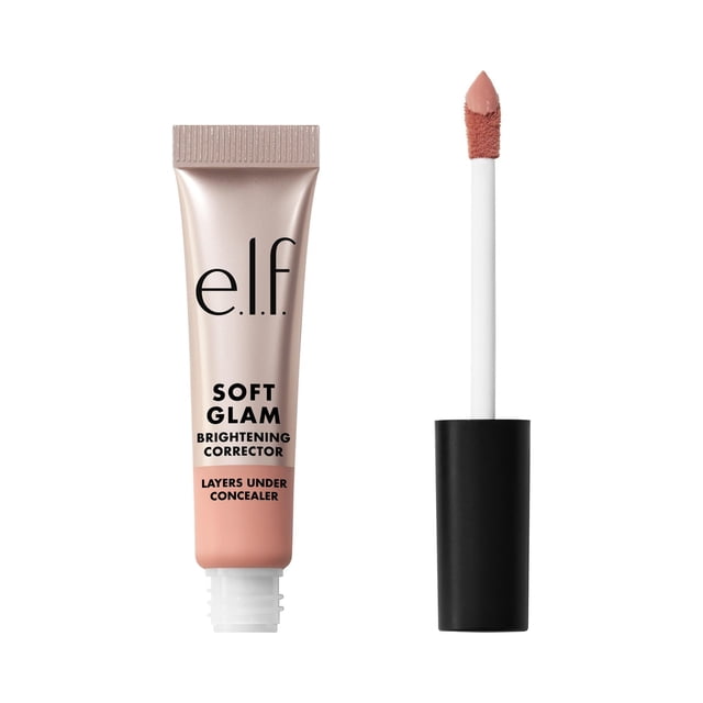 El corrector iluminador e.l.f. Soft Glam ayuda a minimizar las ojeras