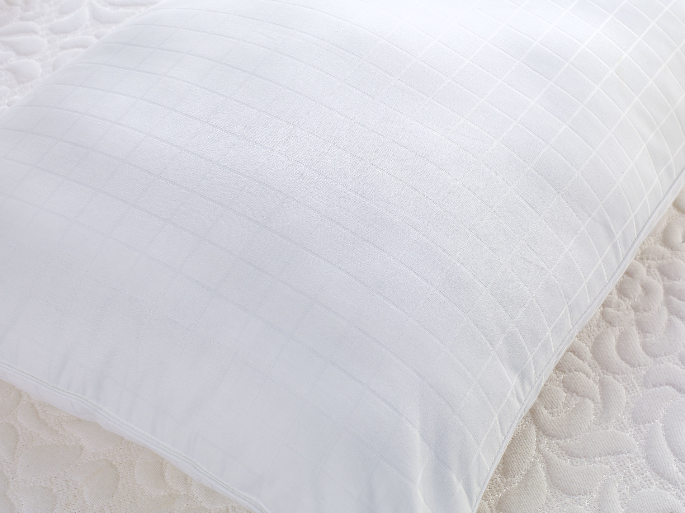 Beyond Down Bed Pillows, 2-pack, Jumbo