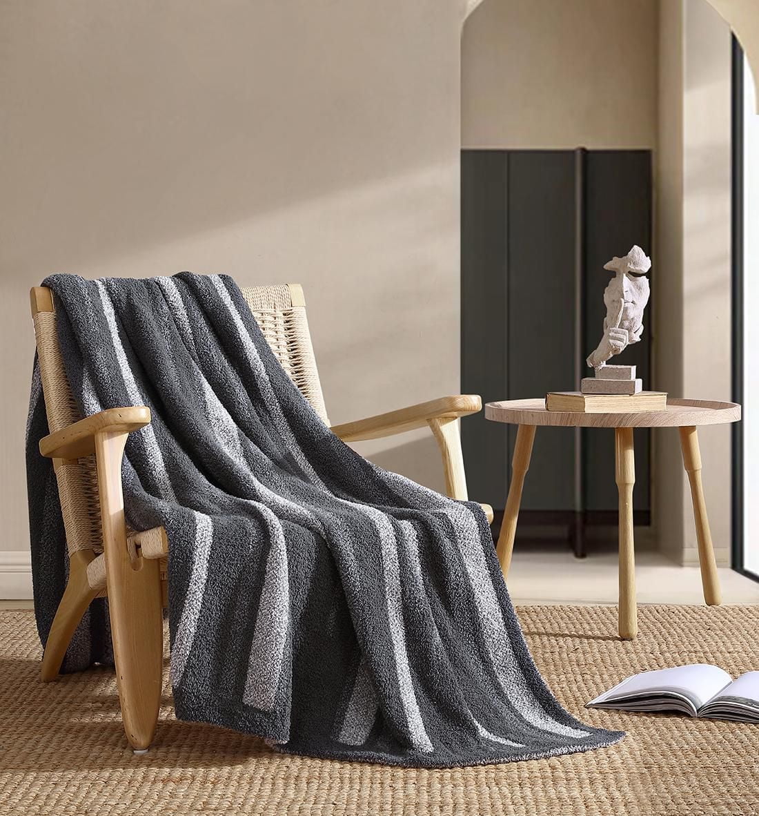 Better Homes & Gardens 50 x 72 Jeté en fausse fourrure