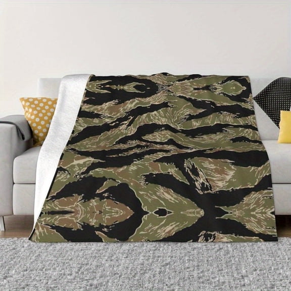 Tiger Stripe Camo Print Lightweight Soft Flannel Blanket for Couch Bed Travel Cozy Throws for All Seasons, 280gsm