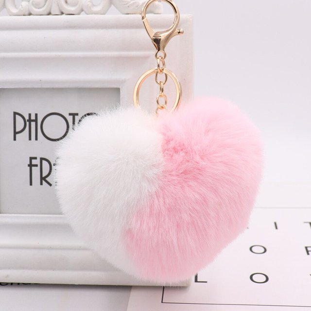 Llaveros de bolas de felpa de arcoíris para mujer, colgante decorativo con forma de corazón de pompones, accesorios para bolso, llavero de moda para coche