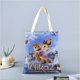 thumbnail image 2 of Niko Movie Bolso de tela con estampado de lienzo para mujer, bolsa de compras reutilizable y estética, con cremallera interior, regalo para mujer, 35 × 40 cm., 2 of 6