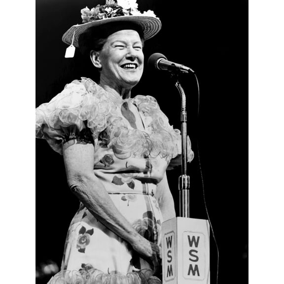 Minnie Pearl Portrait (8 x 10)
