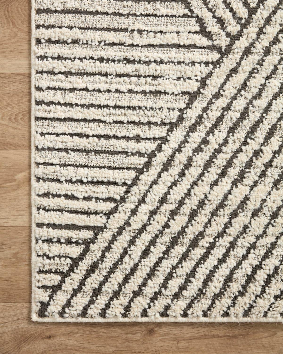 Loloi Fabian Charcoal / Ivory 7'-10" x 10' Area Rug