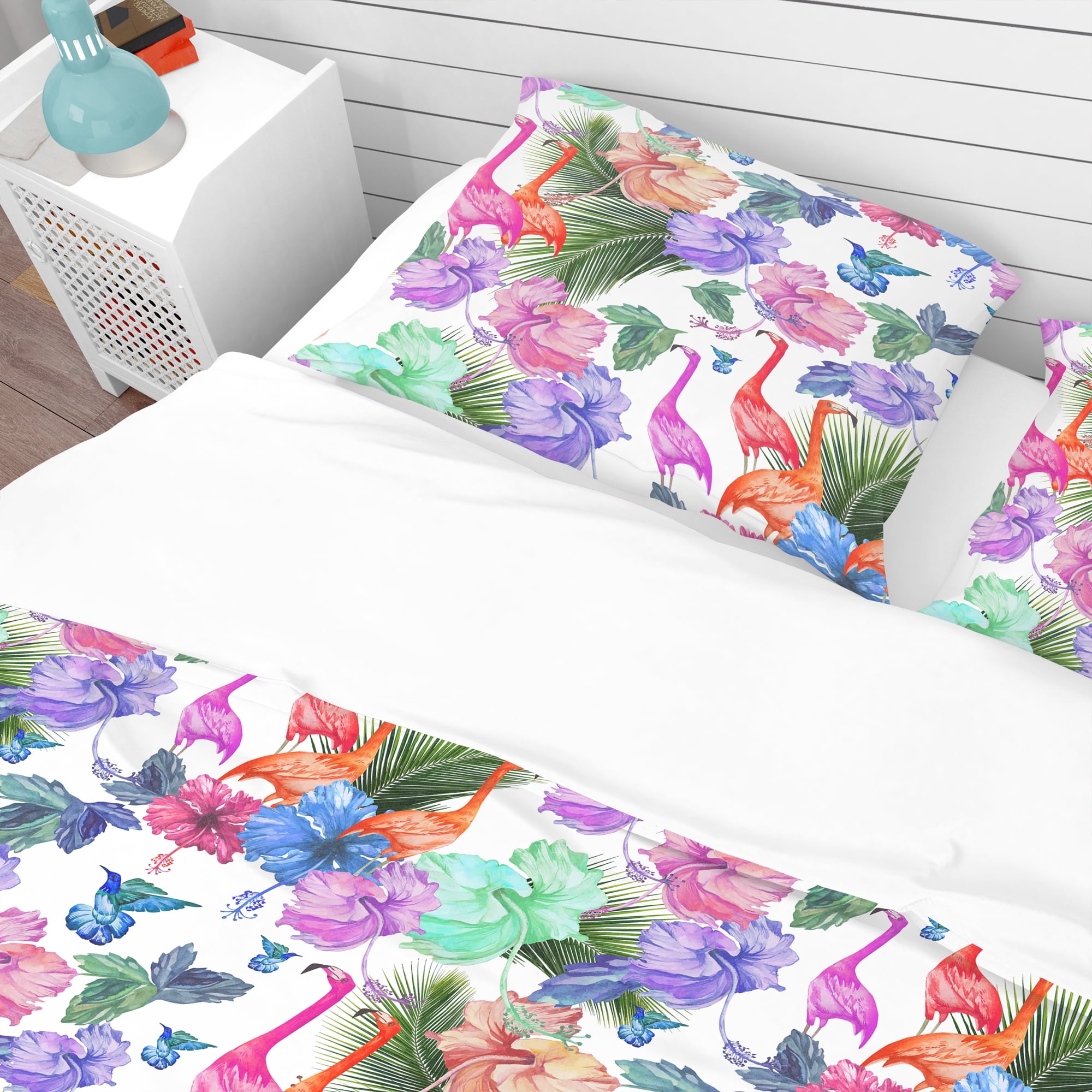 Designart 'Tropical Pattern with Flamingos' Tropical Duvet Cover Set