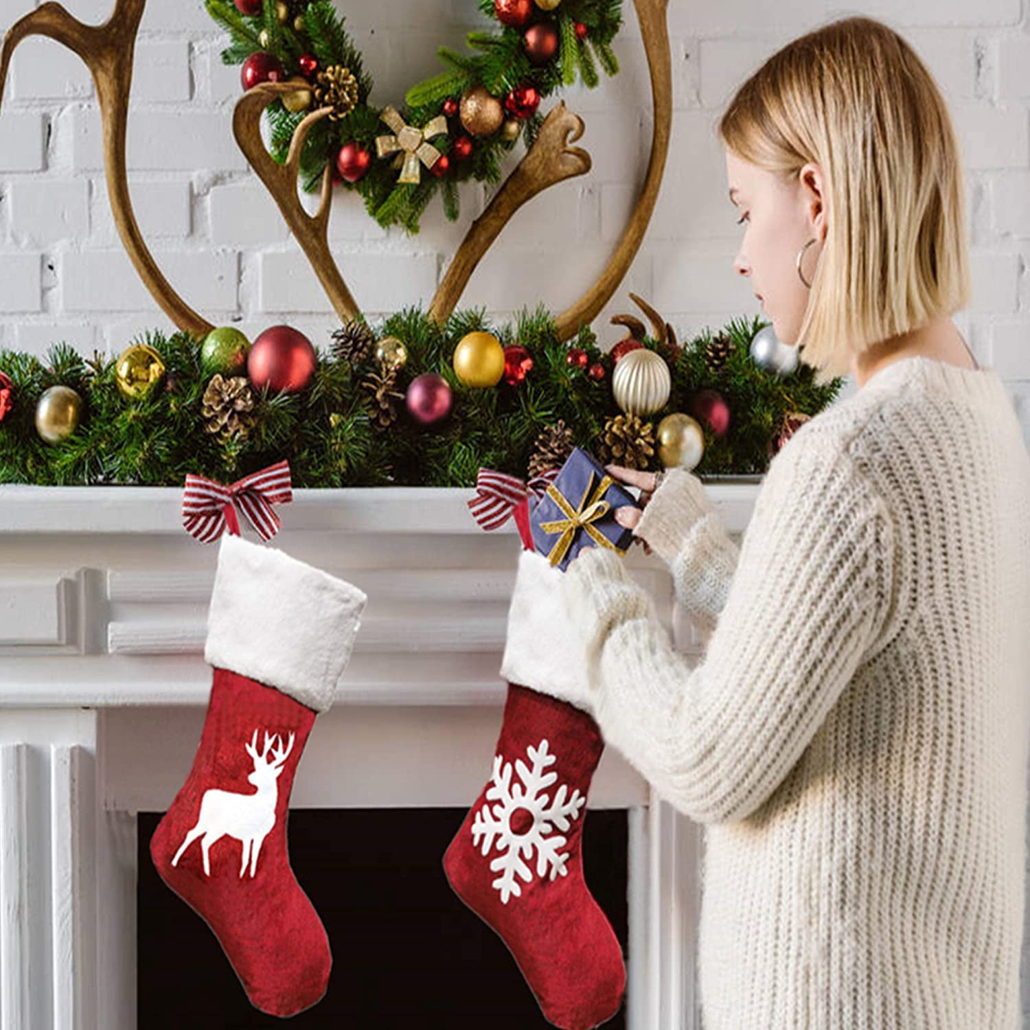 Christmas Stockings,18 inch Candy Stockings,for Xmas Tree and Fireplace Hanging Stockings Holiday Stockings with Plush Decorations,for Family Holiday Xmas Party Decorations