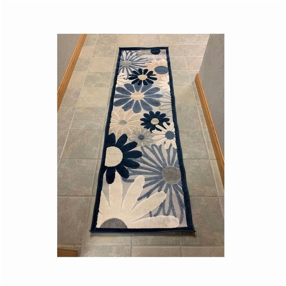 Nourison Daisy Bouquet Indoor/Outdoor Runner Rug 2'2" x 7'6" Natural