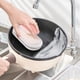 thumbnail image 5 of Cepillo de limpieza con esponja y mango | Fregador ergonómico para cocina y baño | Esponja HIPS ecológica y duradera con paño de poliéster | Limpiador multiusos para encimeras, platos y, 5 of 5