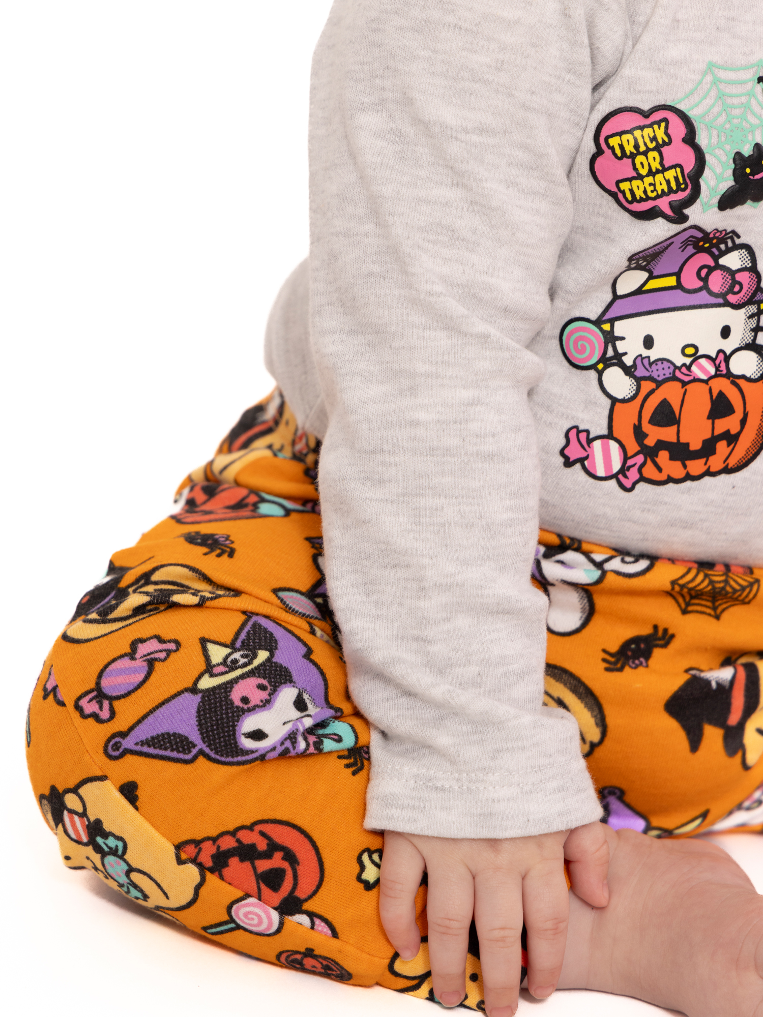 Halloween Hello Kitty and Friends Baby Girls Bodysuit and Pants with Bib Outfit Set, 3-Piece, Sizes 0M-12M