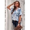 thumbnail image 2 of ABPHQTO Blusa de Mujer Celeste Bolsillo Estampado Manga Corta, 2 of 5
