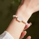 thumbnail image 2 of Pulsera de calcedonia blanca y perla de agua dulce para mujer, 2 of 2