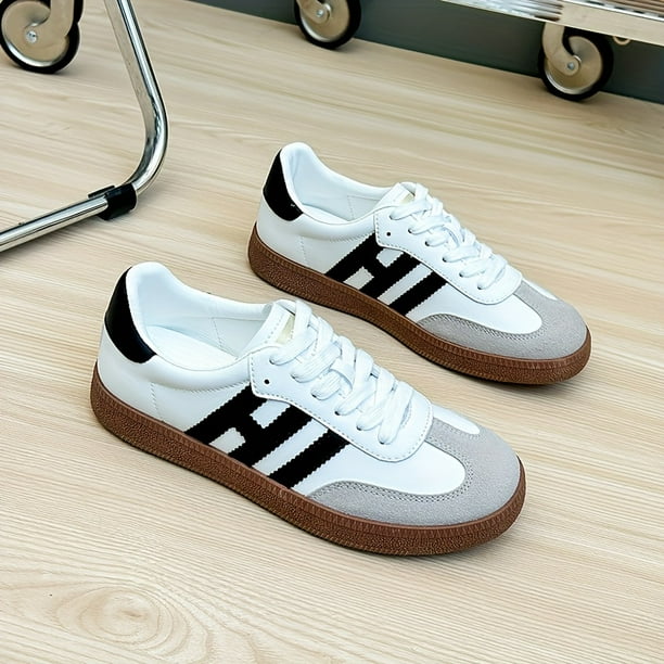 Flat top best sale shoes