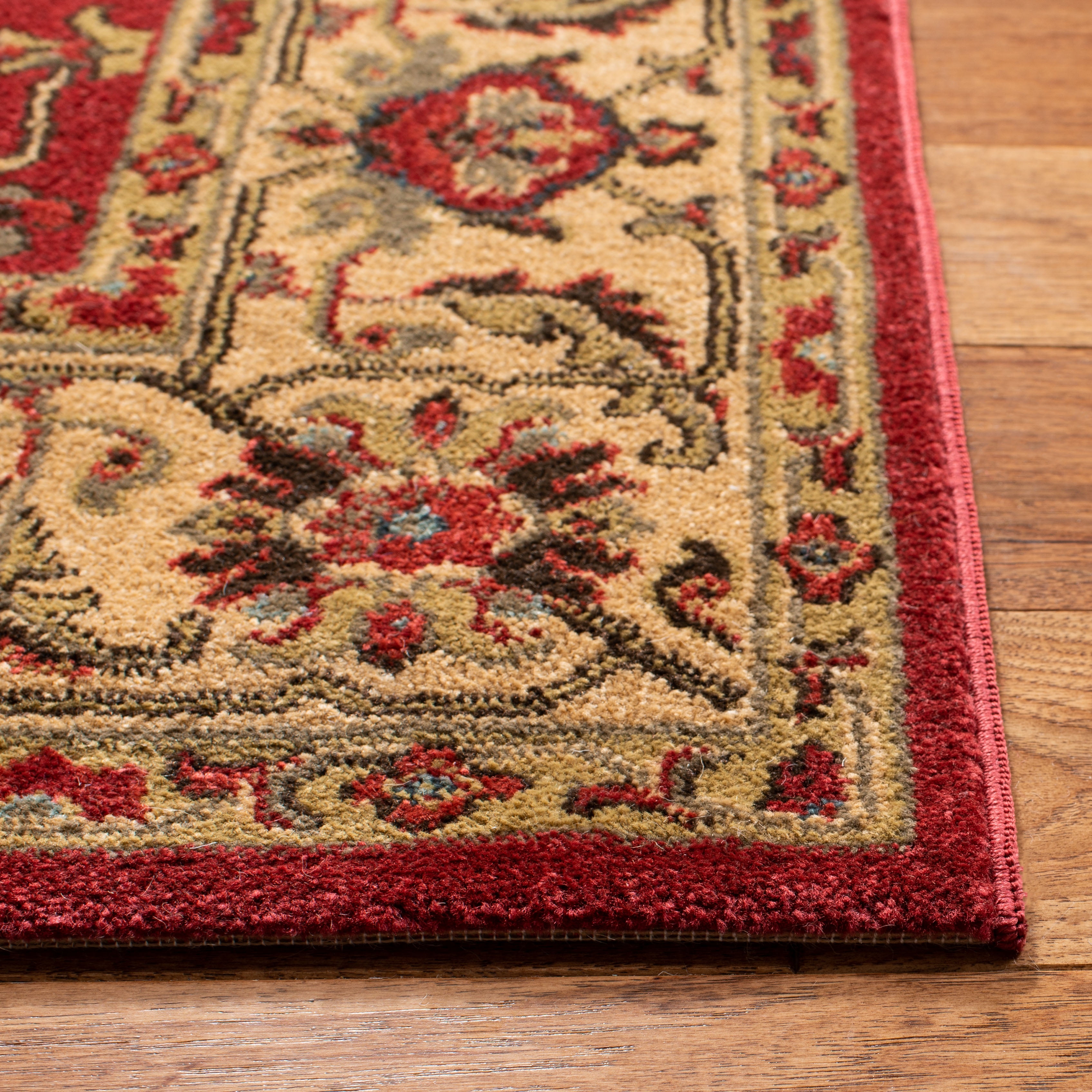SAFAVIEH Mahal Bentley Floral Bordered Area Rug, Red/Beige, 4' x 5'7"