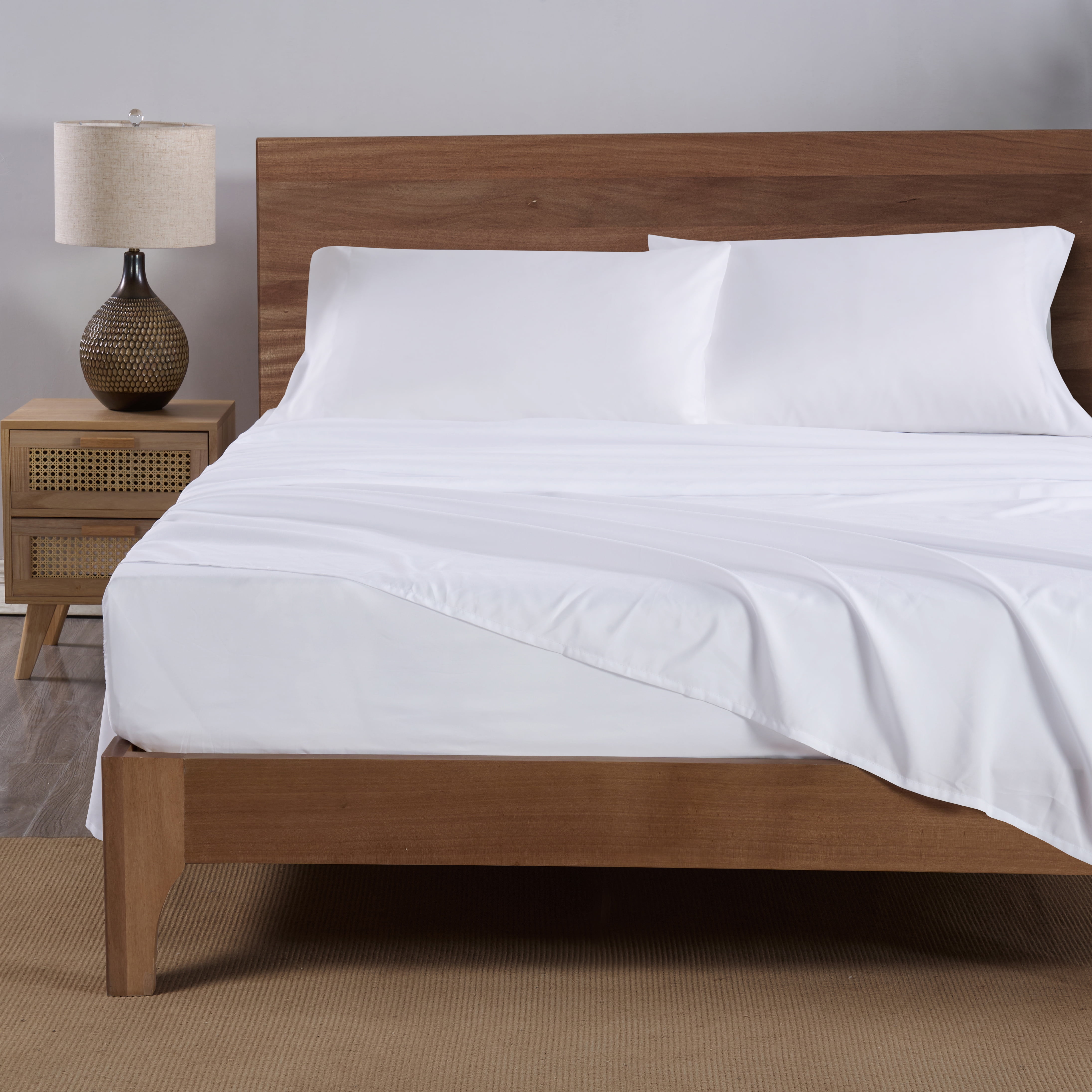 Mainstays Super Soft High Quality Brushed Microfiber Pillowcase Set, King, Arctic White, 2 Piece