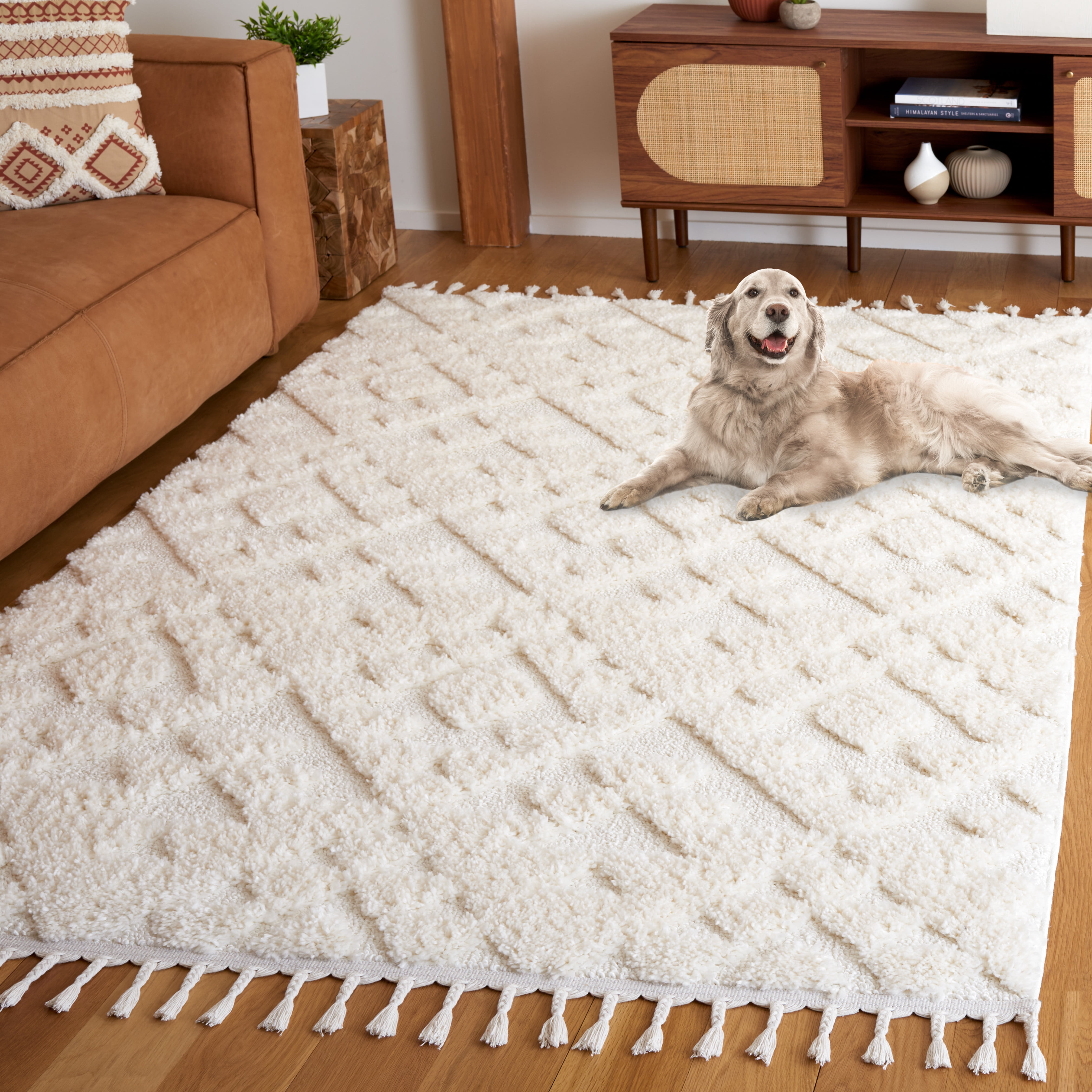 Safavieh Moroccan Tassel Larry Geometric Shag Area Rug, Ivory, 6' x 8'