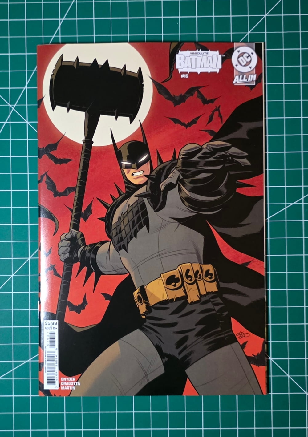 Batman the Long Halloween Deluxe Edition the Sequel: Dark Victory