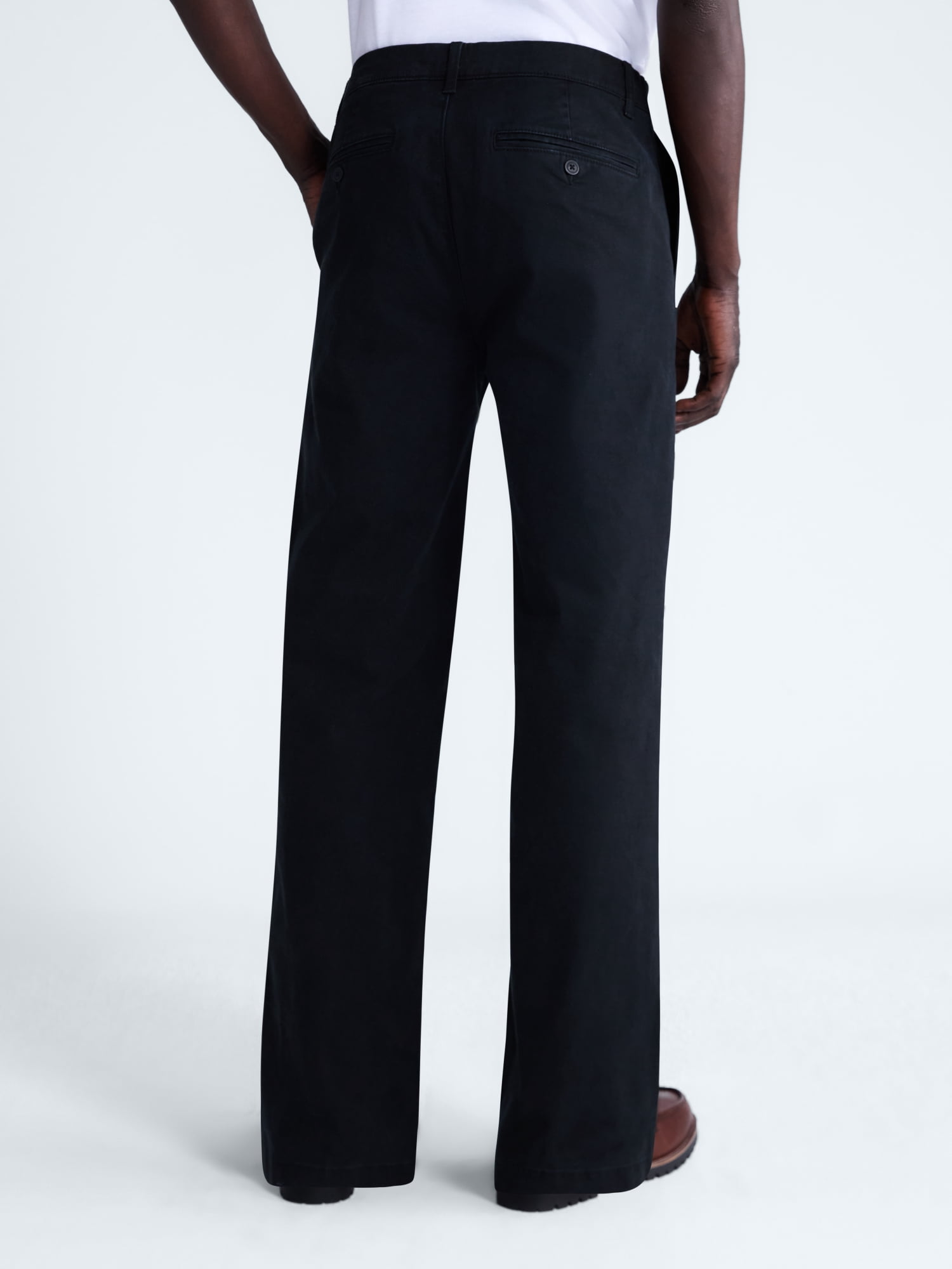 Free Assembly Men's Loose Fit Straight Leg Chino Pants, Waist Sizes 29-40